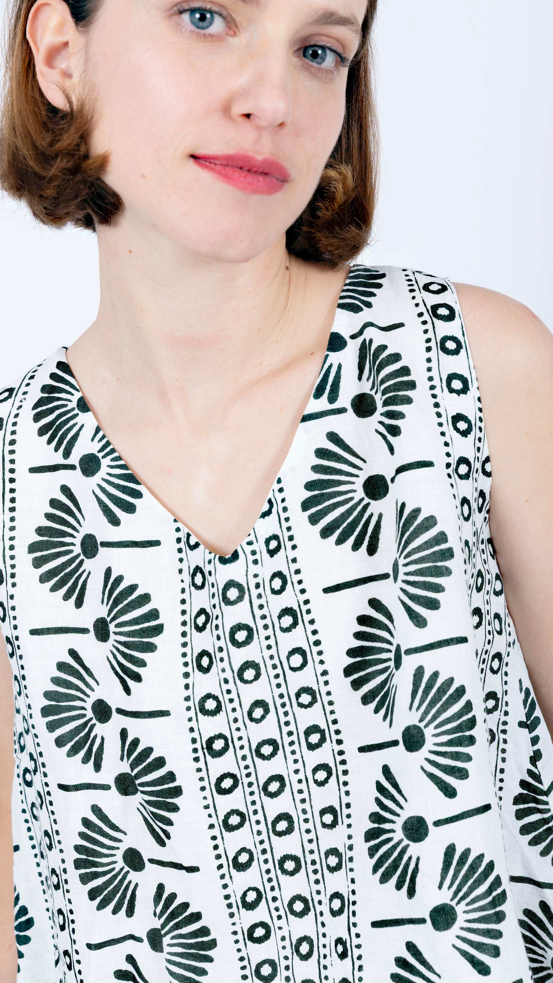 Geometric Floral green white Print Linen Tie-Top open back