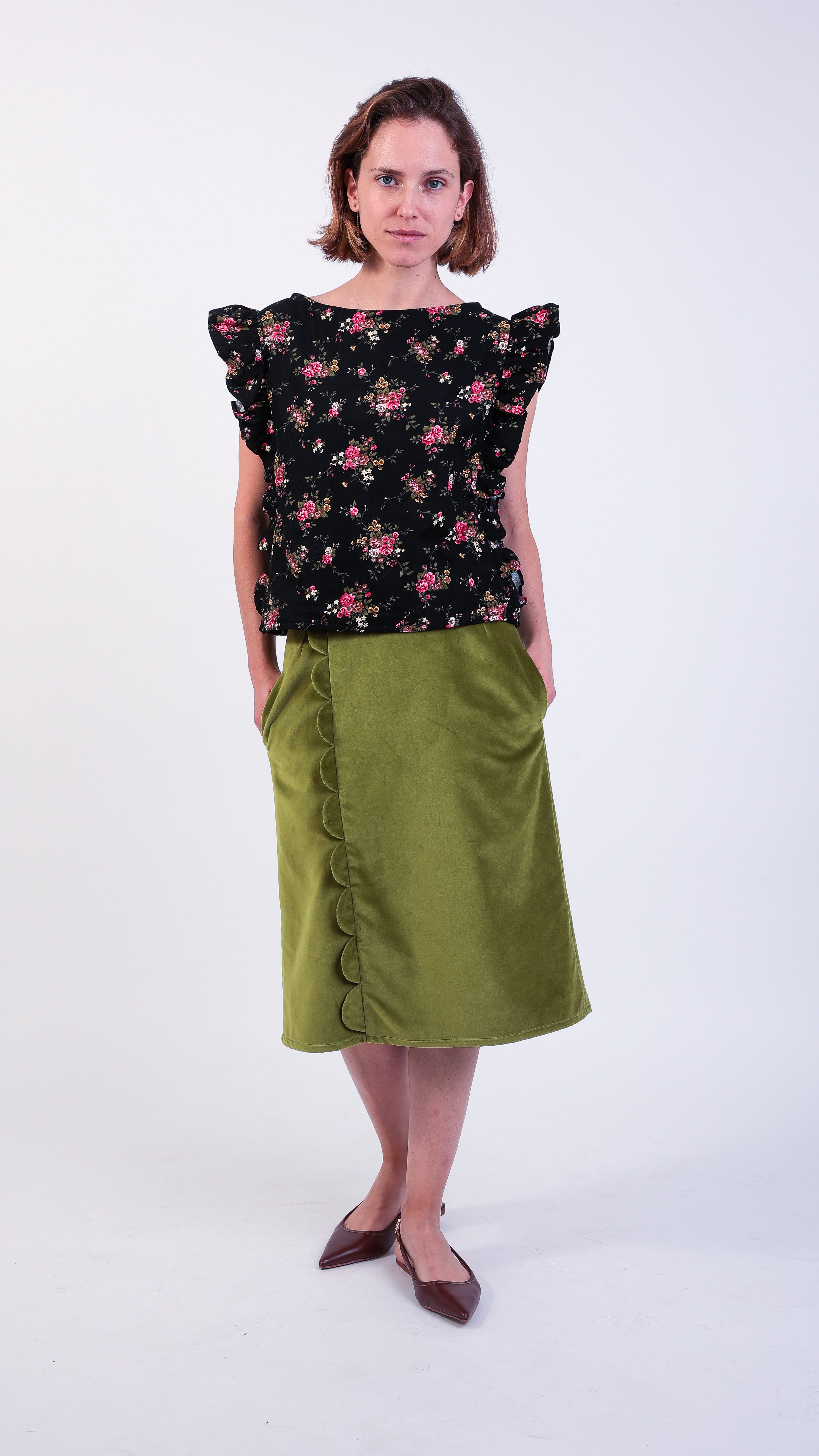 olive Scallop Velvet a-line midi Skirt